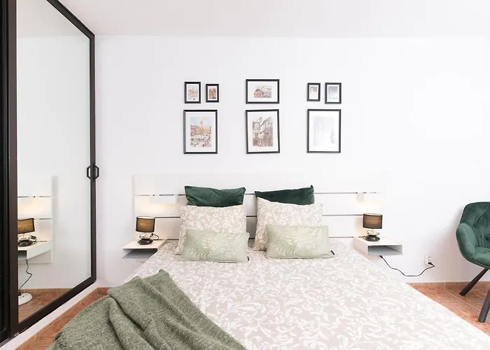Sea View 2 Bedrooms In With Aircon Apartament *