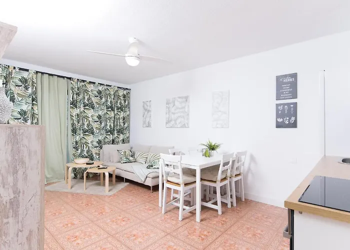 Sea View 2 Bedrooms In With Aircon Apartment Costa Adeje (Tenerife)