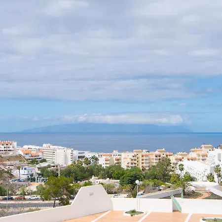 Apartment Sea View, Newly Renovated, 2 Bedrooms In